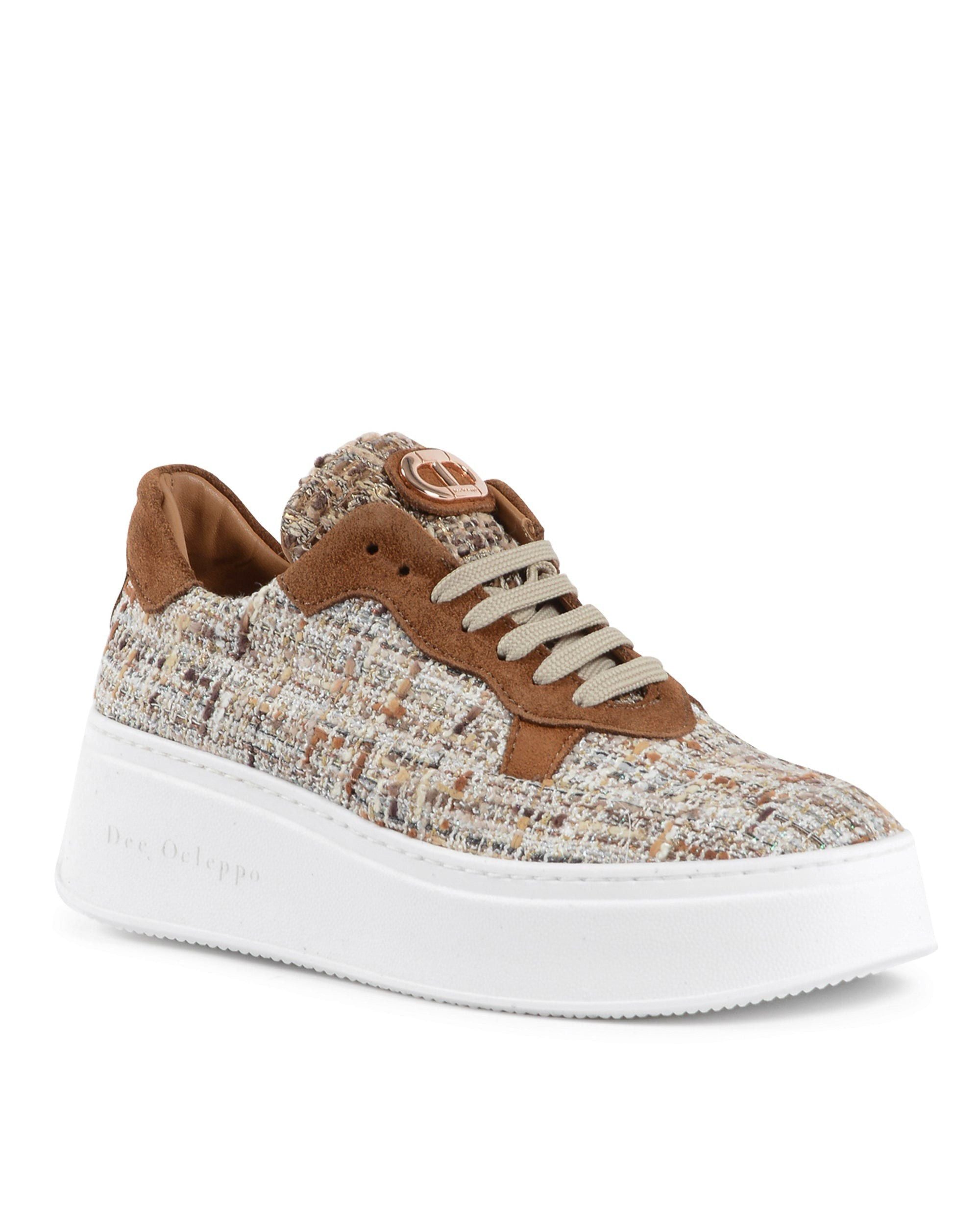 Challenging Boucle Sneaker - Brown